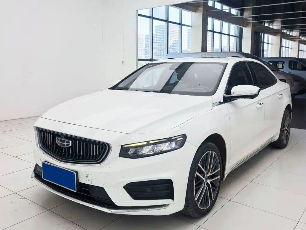 Фото 2 - Geely Preface
