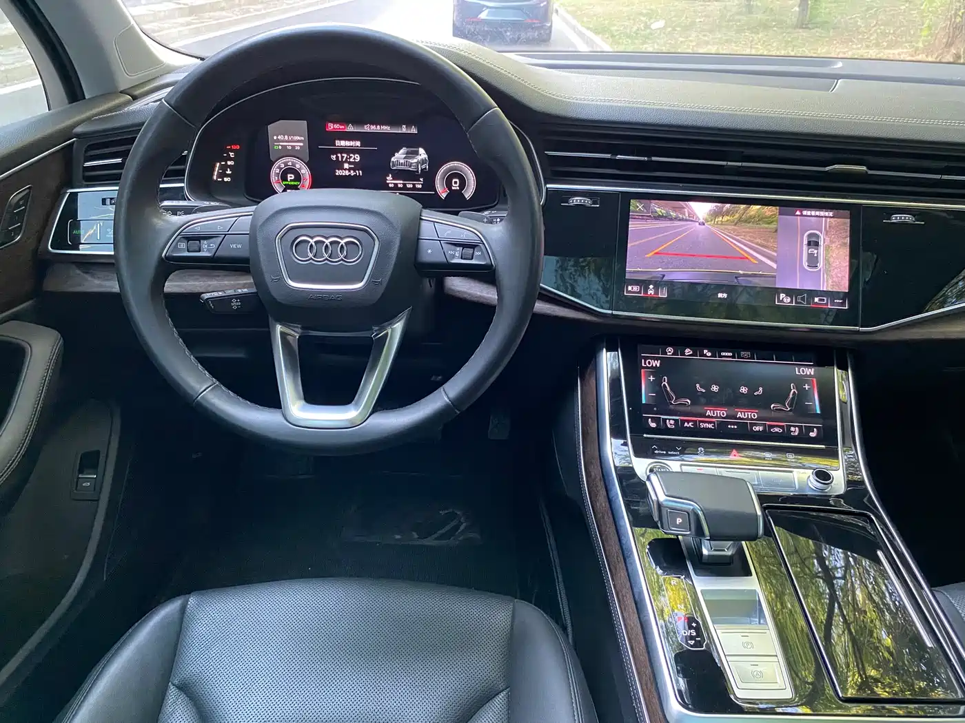 AUDI Q7