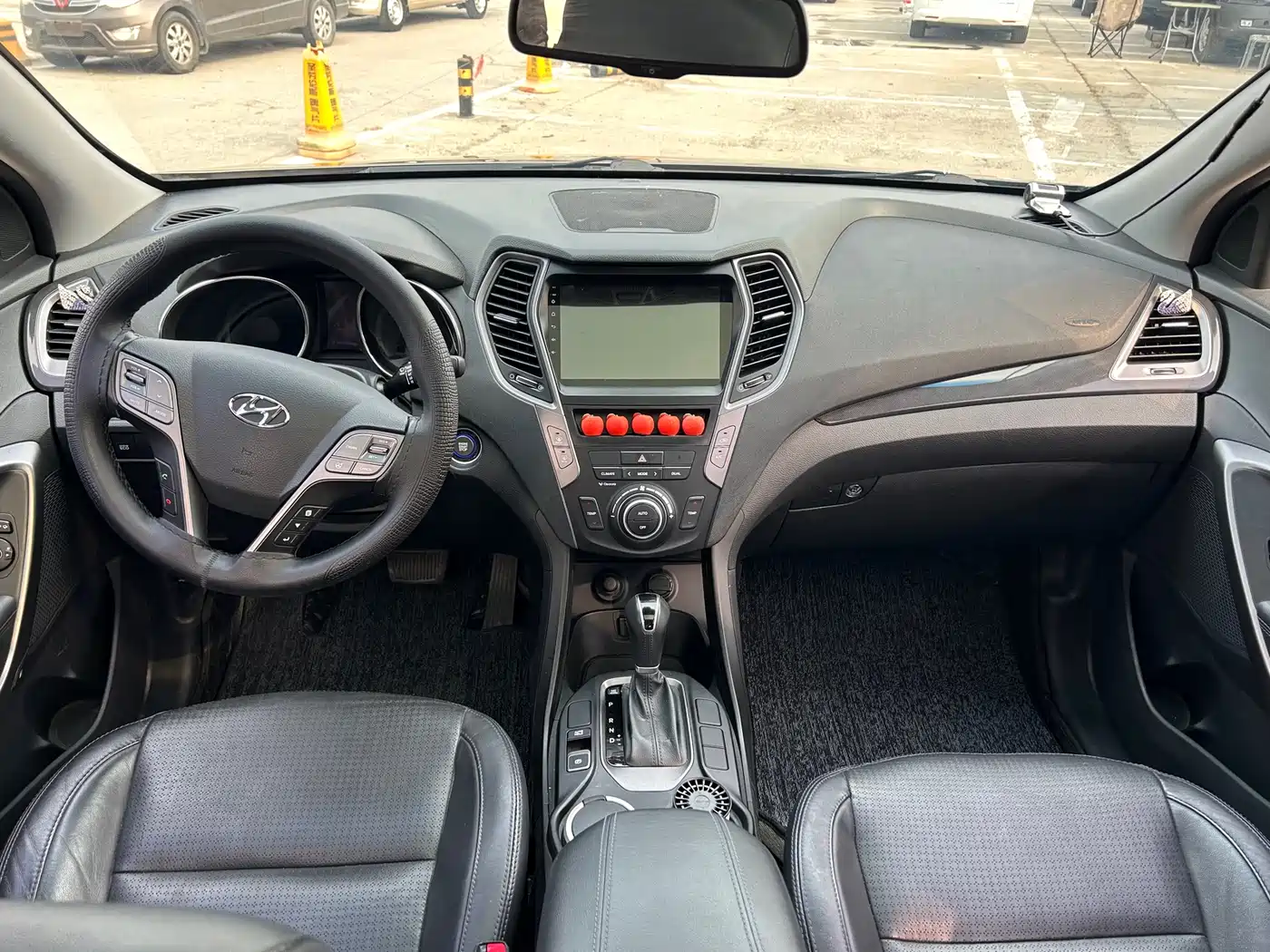 Hyundai Santa Fe 2013 Facelift 2.4L Automatic 4WD Smart фото 13