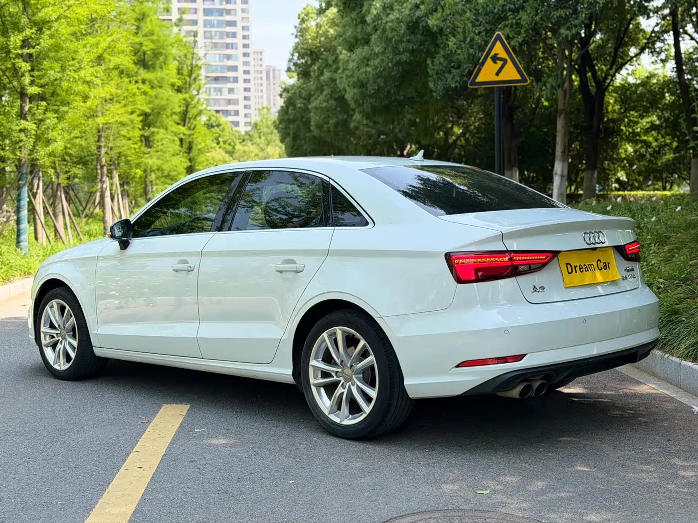 Audi A3 2018 30th Anniversary Limousine 35 TFSI Progressive фото 2