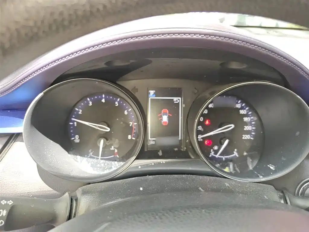 Toyota C-HR 2018 2.0L Leading Edition China VI фото 4