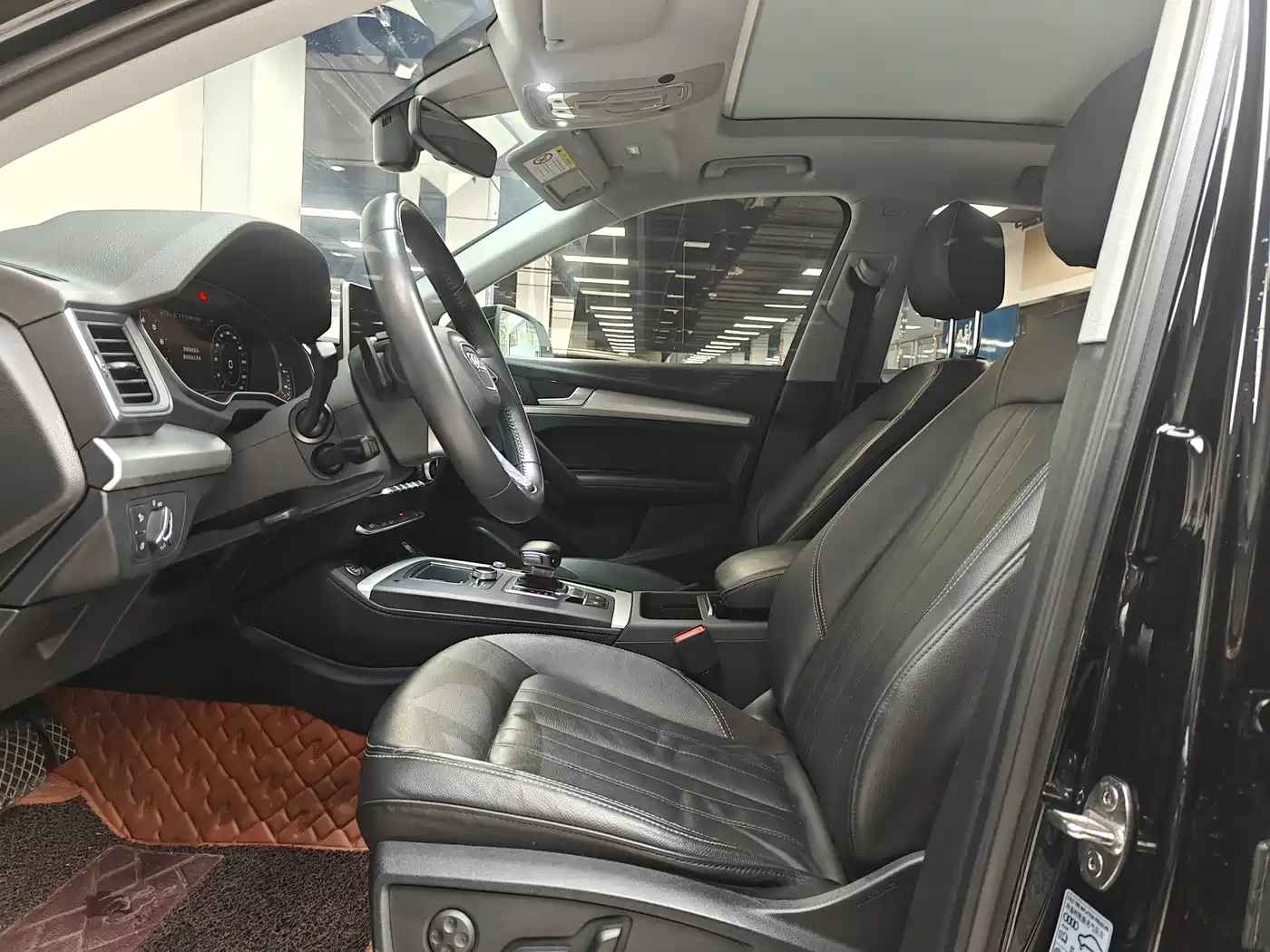 Audi Q5L 2020 40 TFSI Prestige Fashion фото 14
