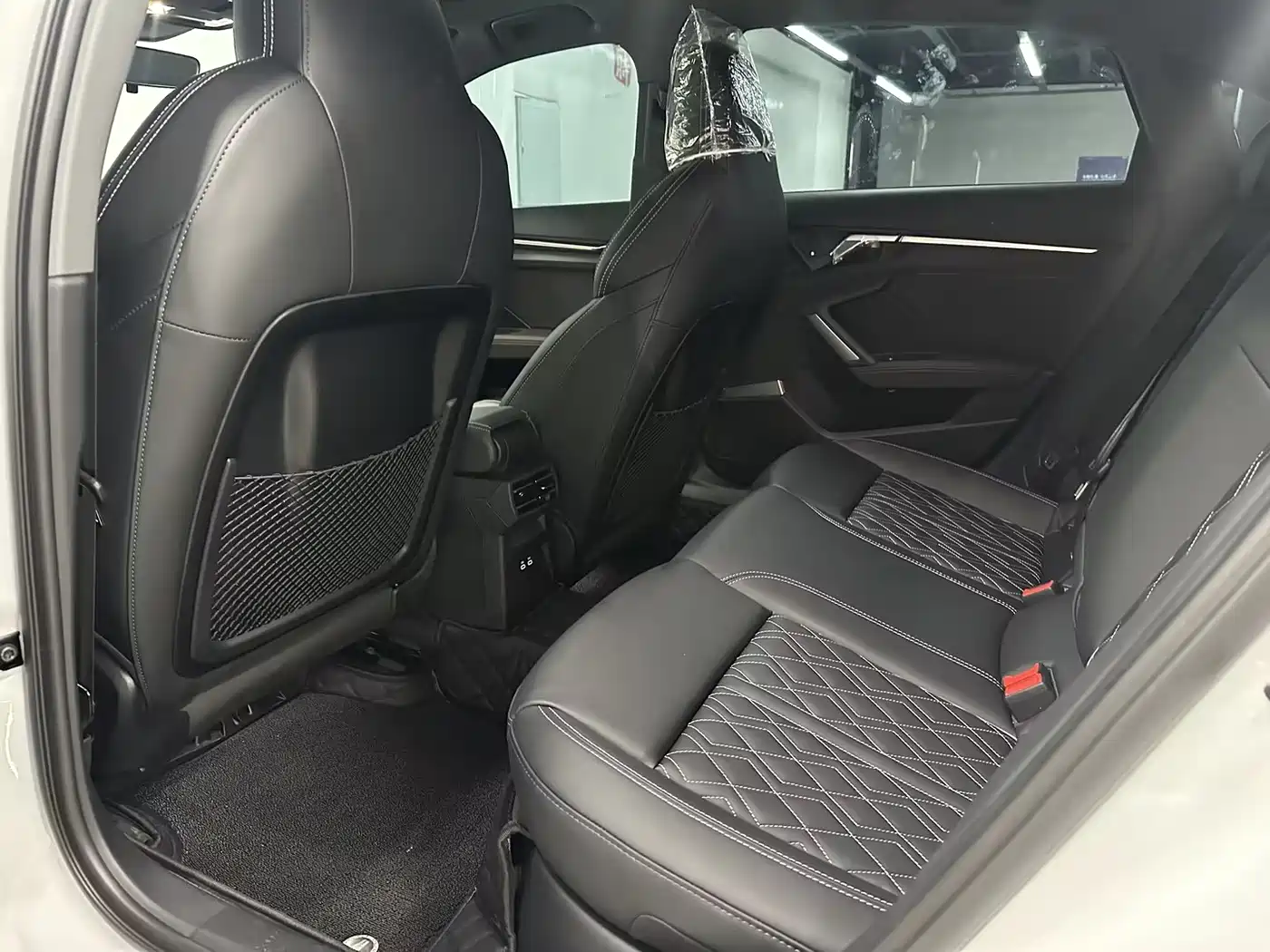 Audi A3 2025 Facelift A3L Limousine 35TFSI Flying Spur Premium фото 13