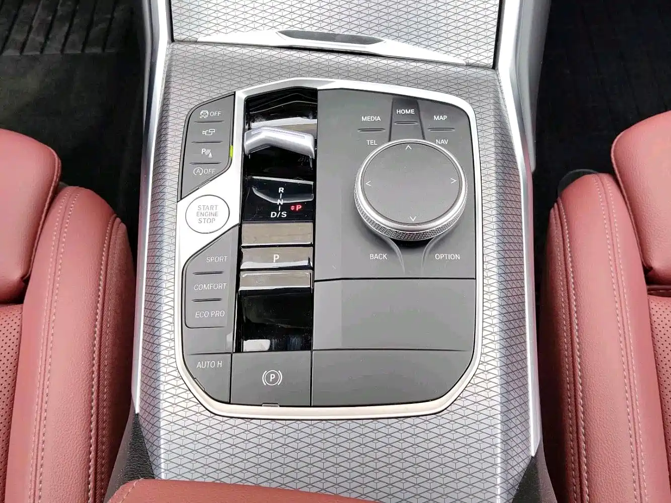 BMW 3 Series 2025 330Li M Sport Night Edition фото 7