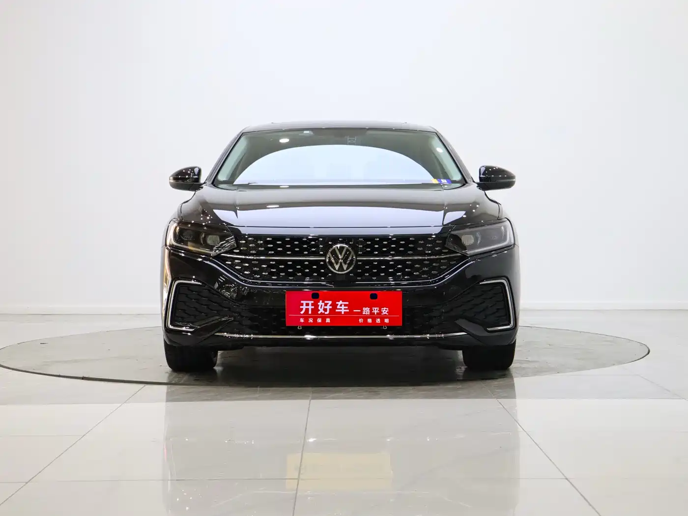 VOLKSWAGEN PASSAT 2025