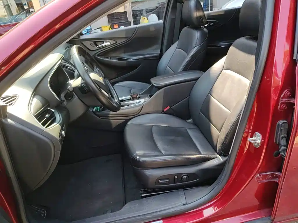 صورة 15 - Chevrolet Malibu XL
