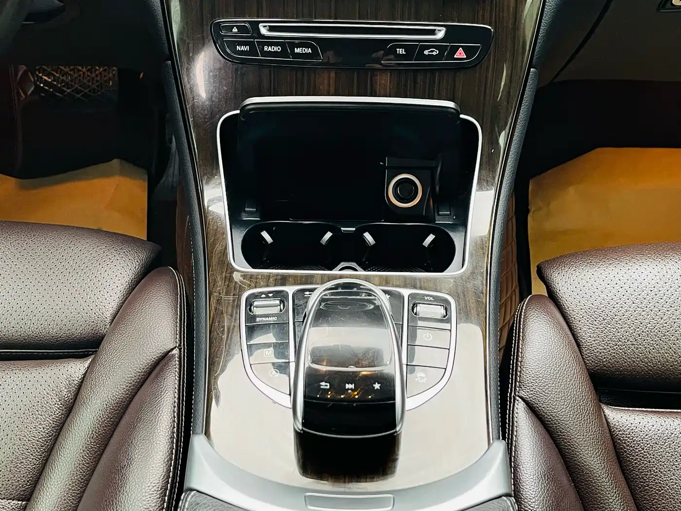Mercedes-Benz GLC 2018 GLC 260 4MATIC Luxury фото 11
