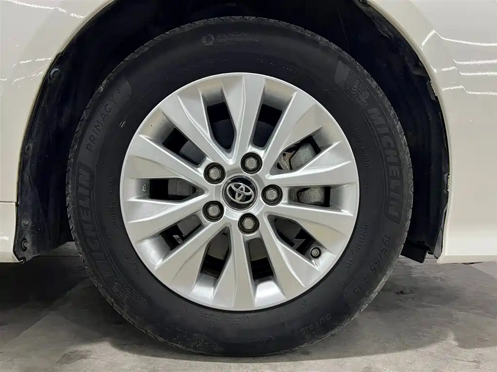 Toyota Corolla 2021 TNGA 1.5L CVT Pioneer Edition фото 18