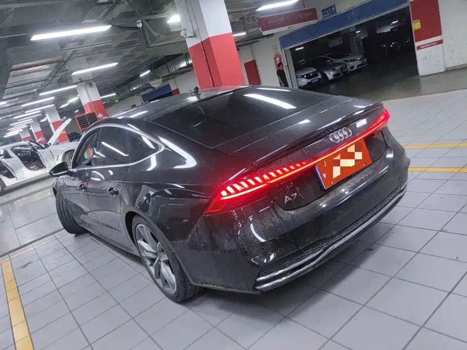 Audi A7 2024 2023 Model 45 TFSI Premium Selection Edition