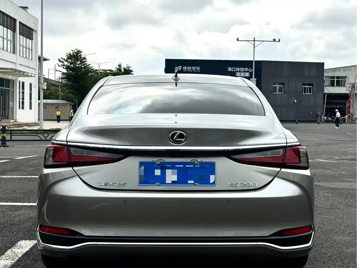 LEXUS ES