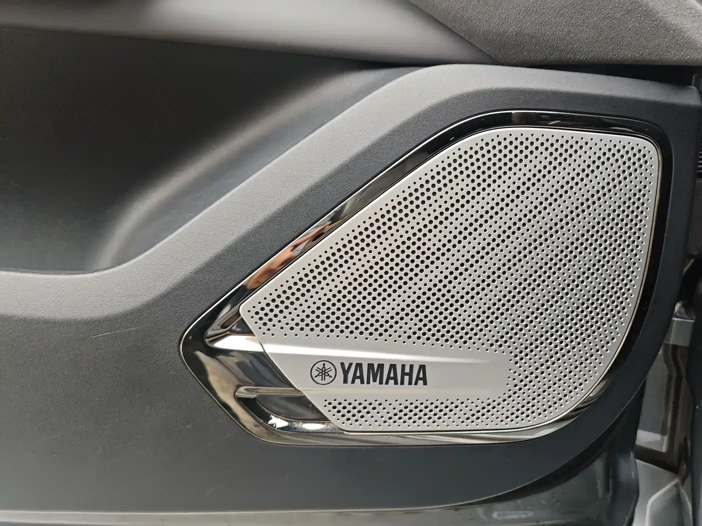 ZEEKR EXTREME KRYPTON 001