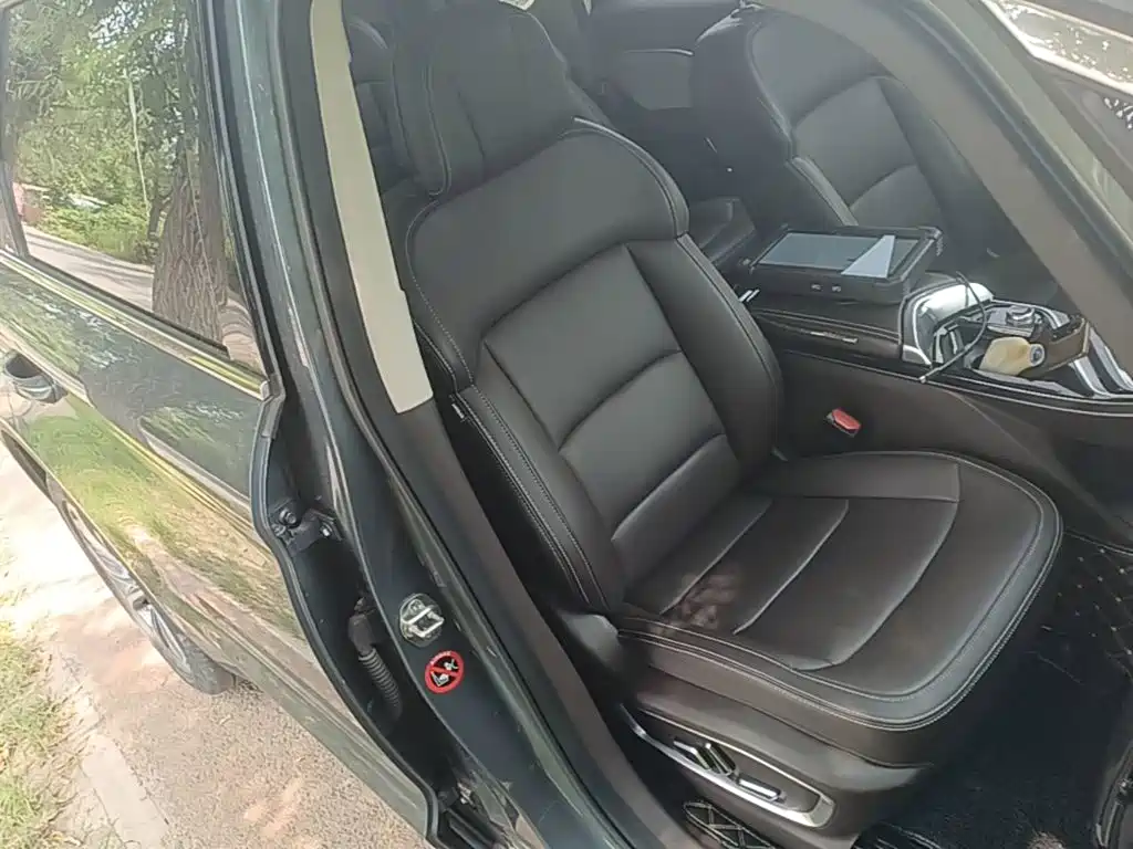 Фото 25 - Geely Jiaji