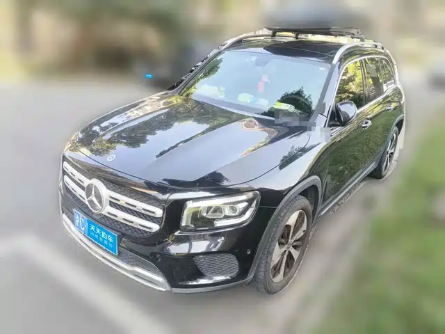 Mercedes-Benz GLB 2021