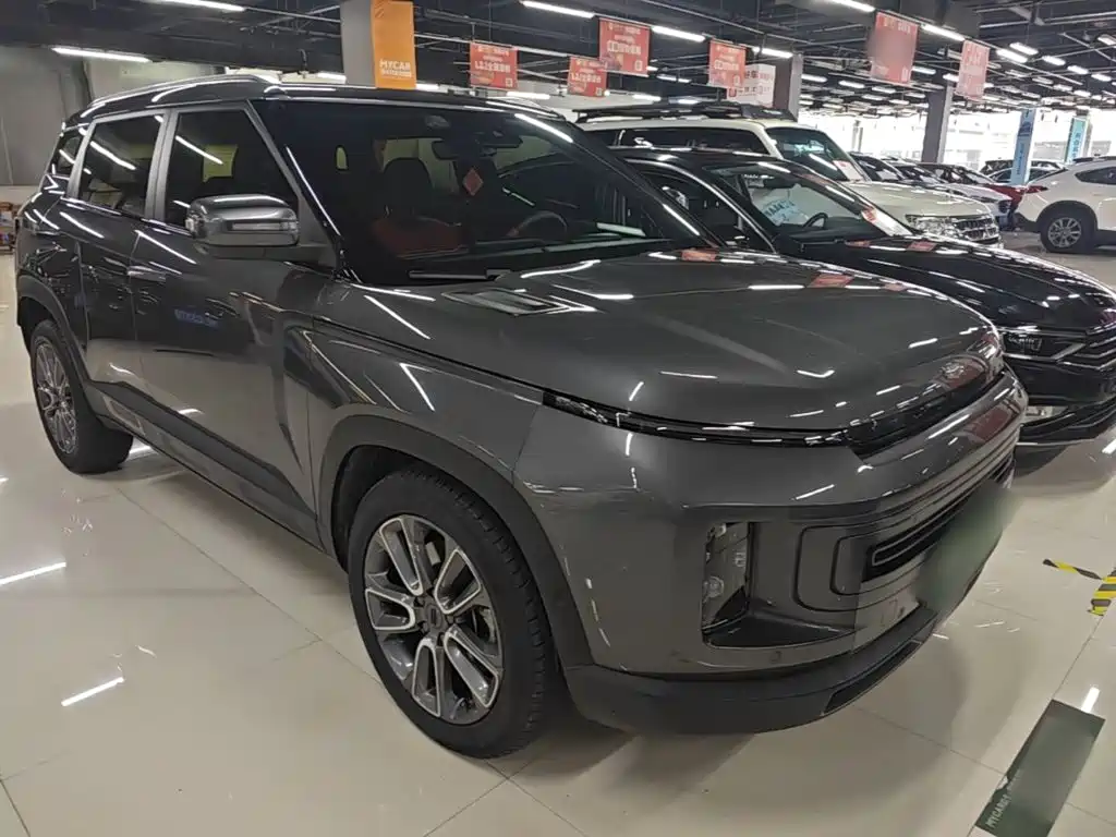 Фото 4 - Geely ICON