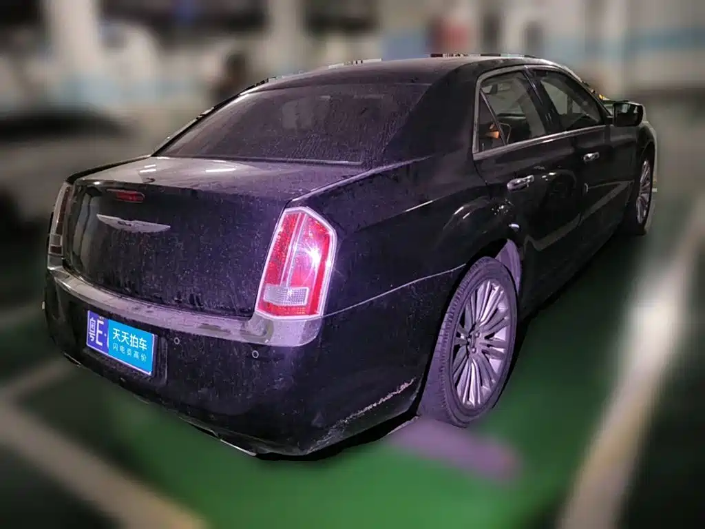 Chrysler 300C (Import) 2015 2013 Model 3.6L Premium Comfort Edition