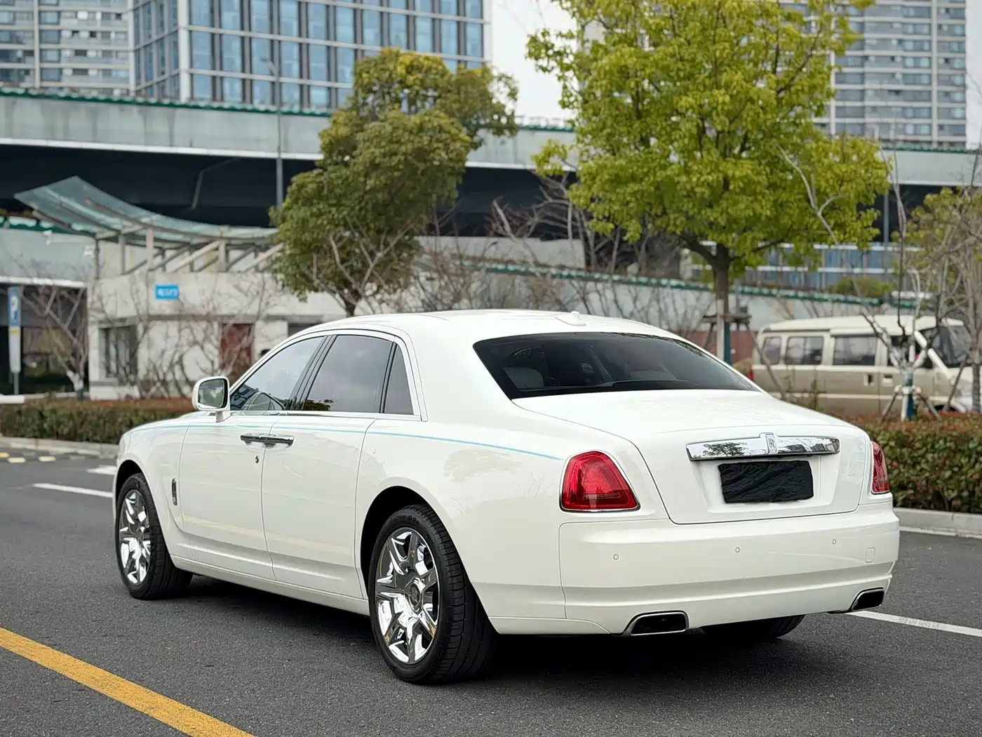 Rolls-Royce Ghost 2011 2010 Model 6.6T Standard