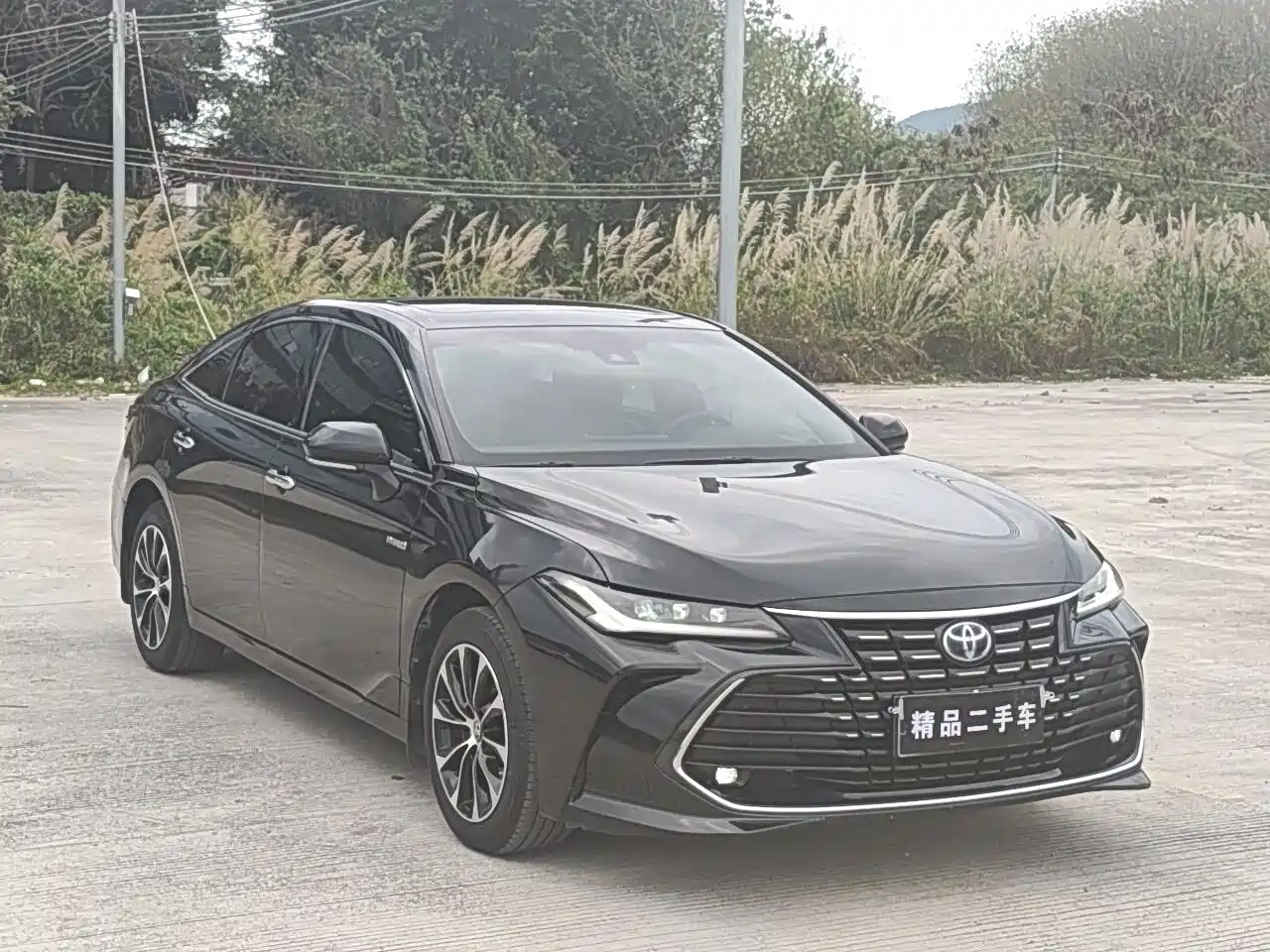 Toyota Avalon 2022 Hybrid 2.5L Luxury Edition фото 3