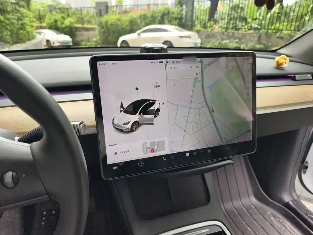 Фото 4 - Tesla Model Y