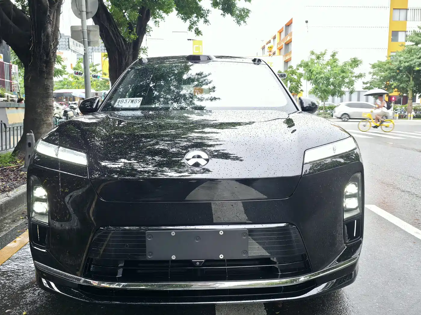 2026 NIO ES8