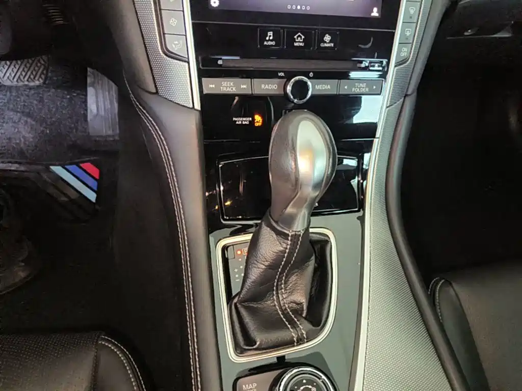 Infiniti Q50L 2017 2016 Model 2.0T Joy Edition
