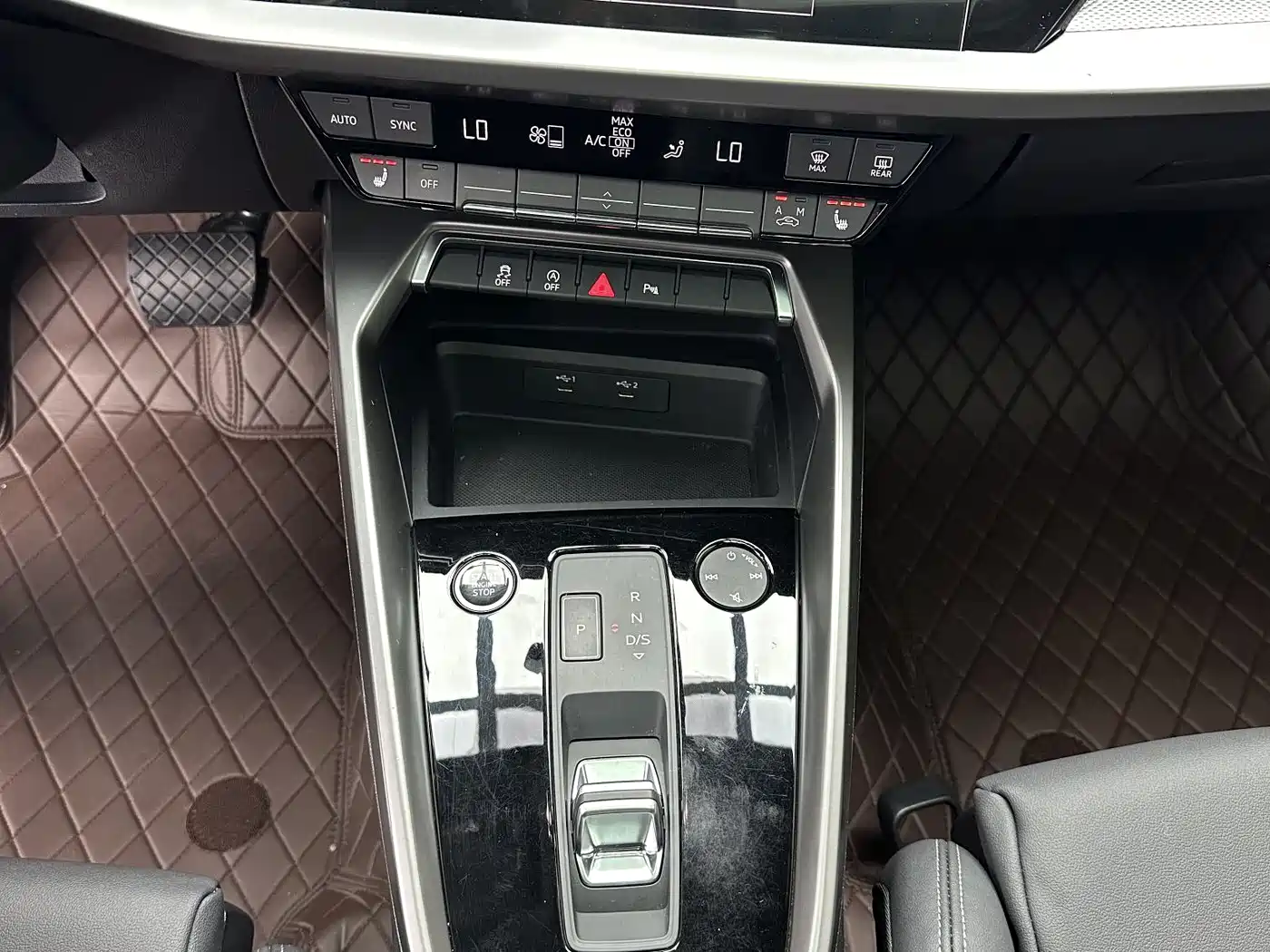 Audi A3 2023 A3L Limousine 35 TFSI Fashion Sport фото 14