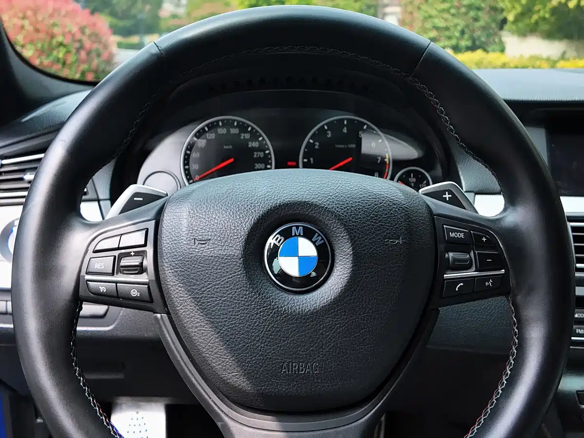 Фото 6 - BMW M5