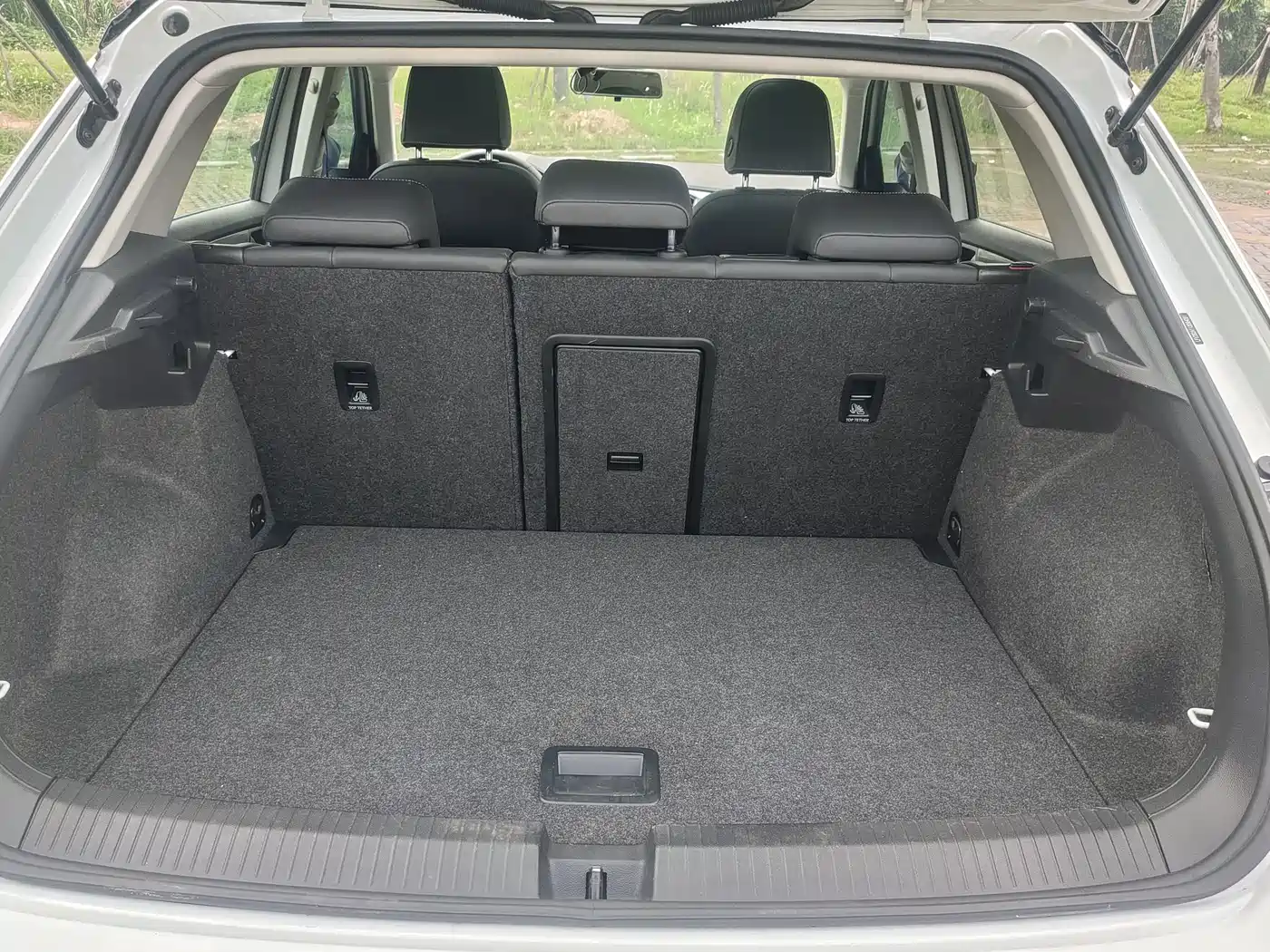 Volkswagen T-ROC 2019 230TSI DSG 2WD Fashion Type China VI фото 19