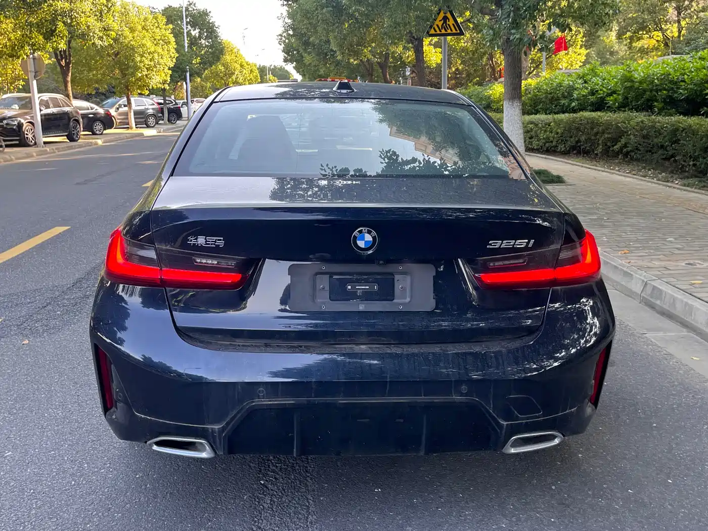 BMW 3 Series 2026 2025 325i M Sport Package
