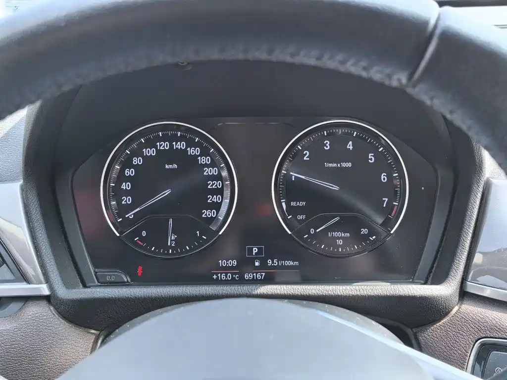 Фото 4 - BMW X1