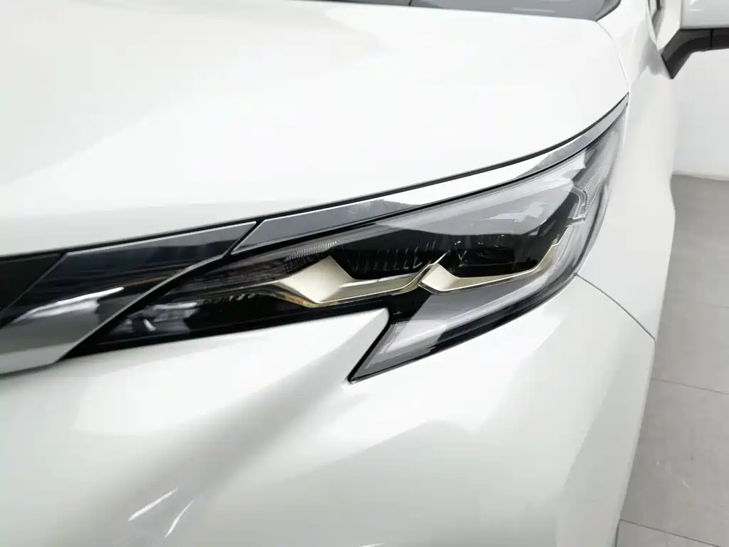 Фото 7 - Toyota Granvia