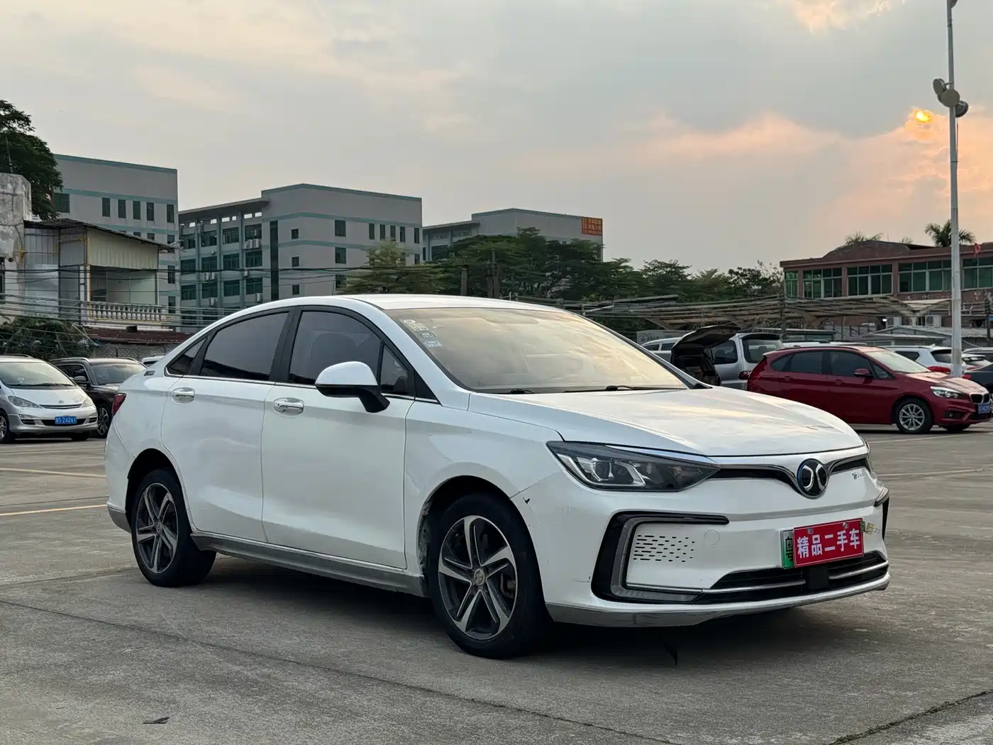 BAIC Beijing EU5 2019 2018 R500 Smart Wind Edition