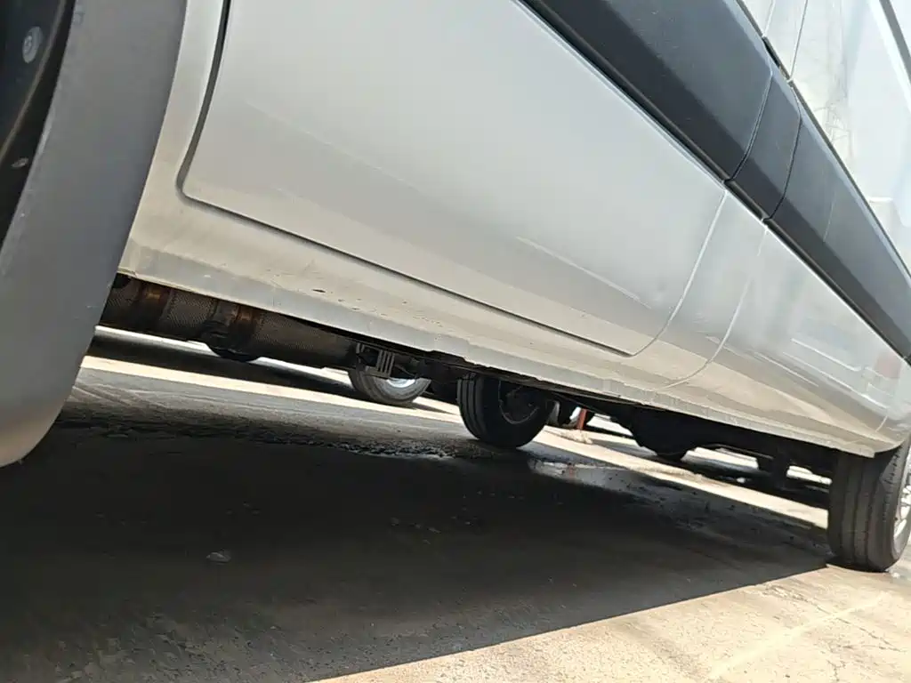 JAC Motors Star锐 2023 2022 2.0T Fuel King PLUS Express Edition Medium Wheelbase 5-6 Seater HFC4DB3-2E4