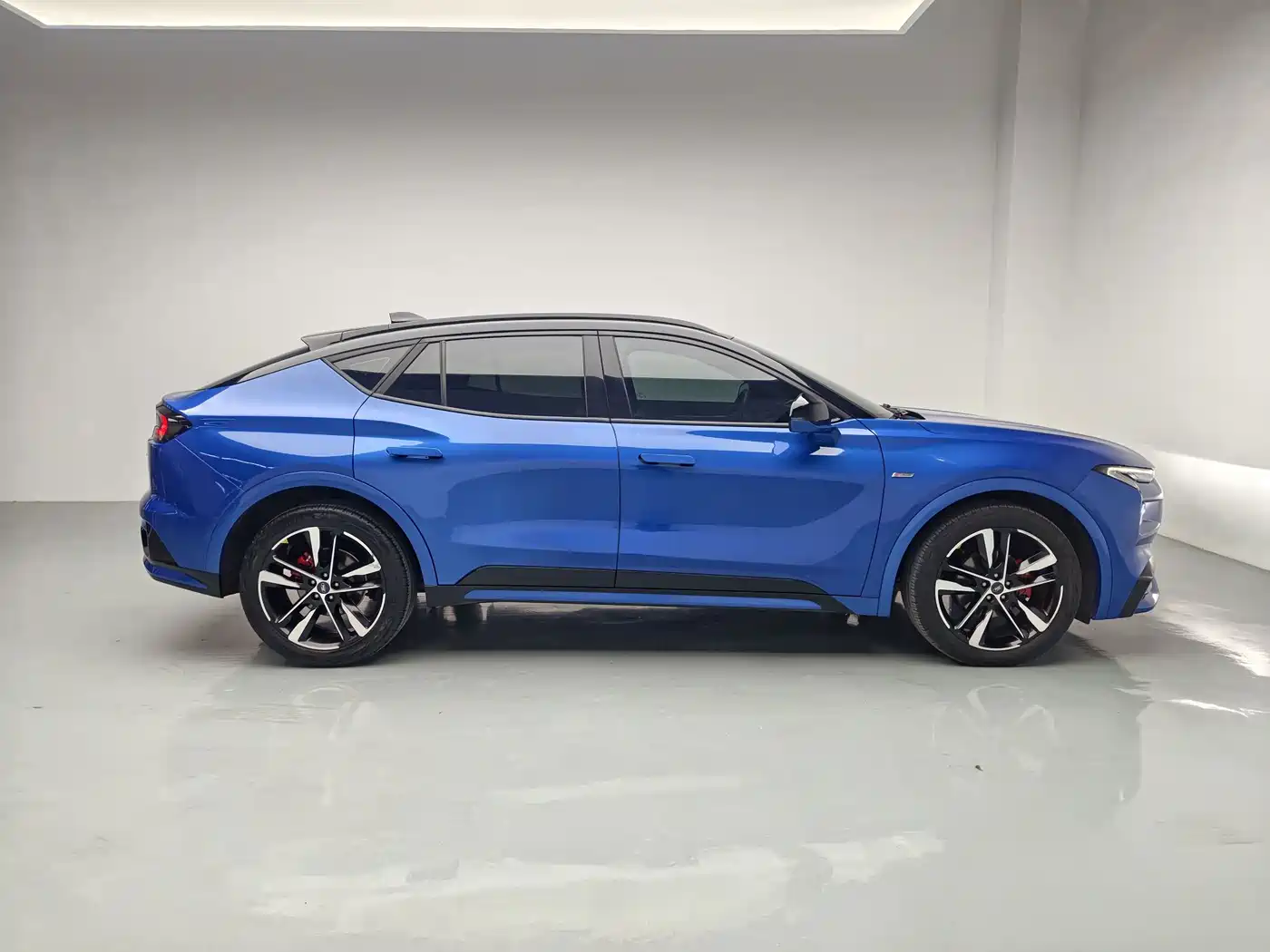 2023 Ford EVOS