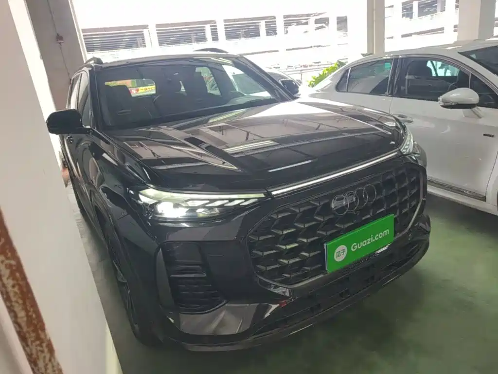 Audi Q6 2026 2024 50 TFSI quattro Xing Yun Flying Rider Package 6-seater