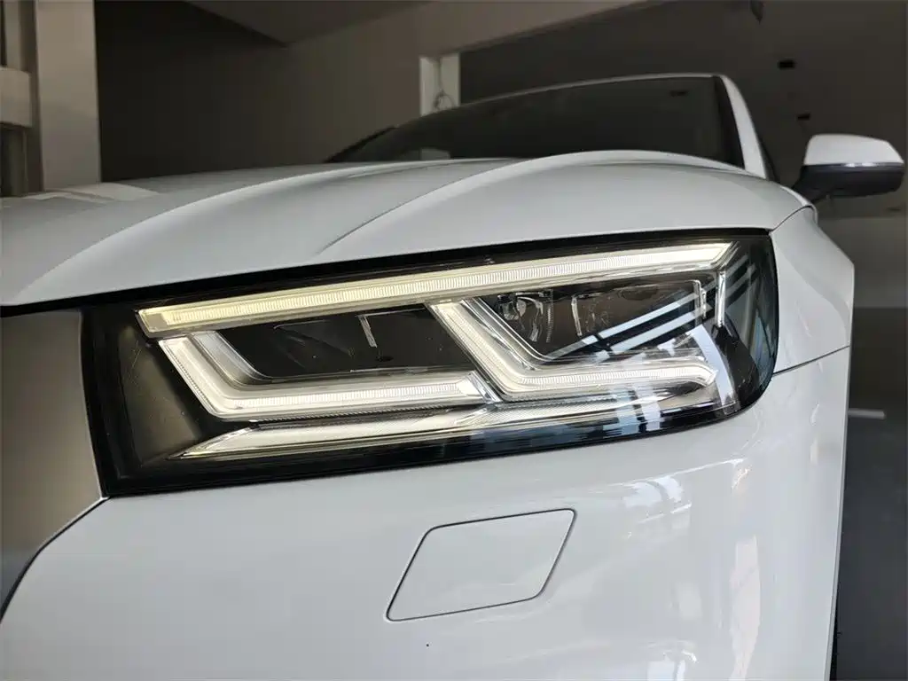 Audi Q5L 2018 2018 40 TFSI Prestige Fashion (China V)