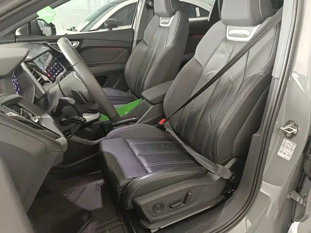 Photo 15 - Audi Q4 e-tron