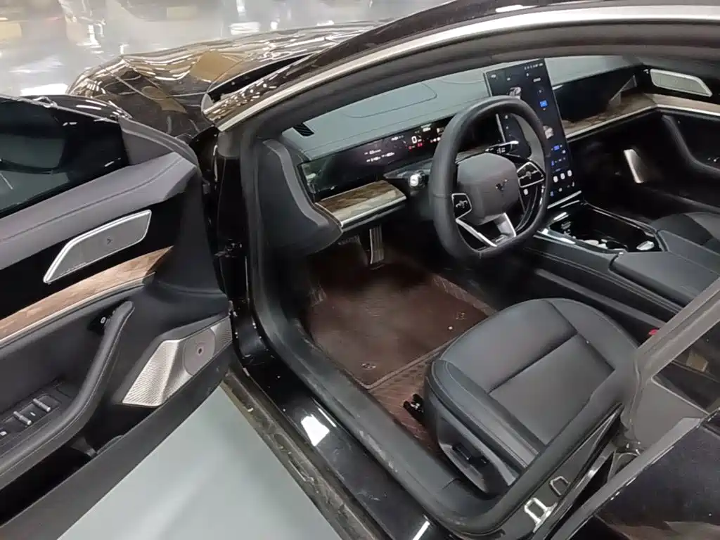 Nezha Auto Nezha S 2024 2024 Facelift Extended Range 1060 Lite Edition
