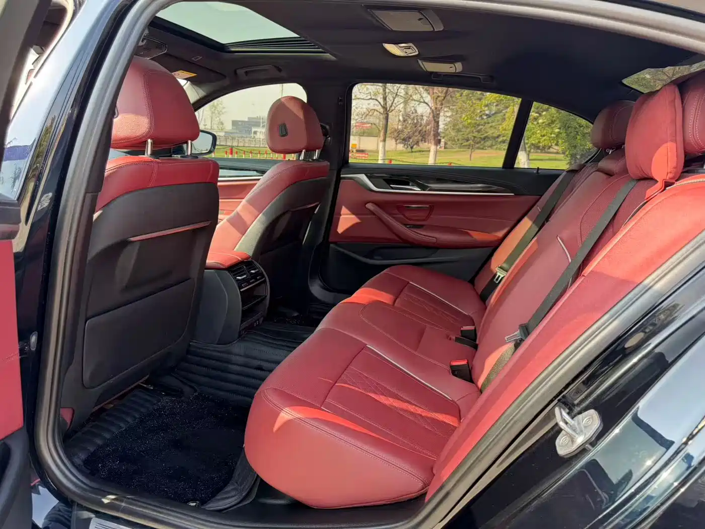 BMW 5 Series 2022 525Li M Sport Package фото 5