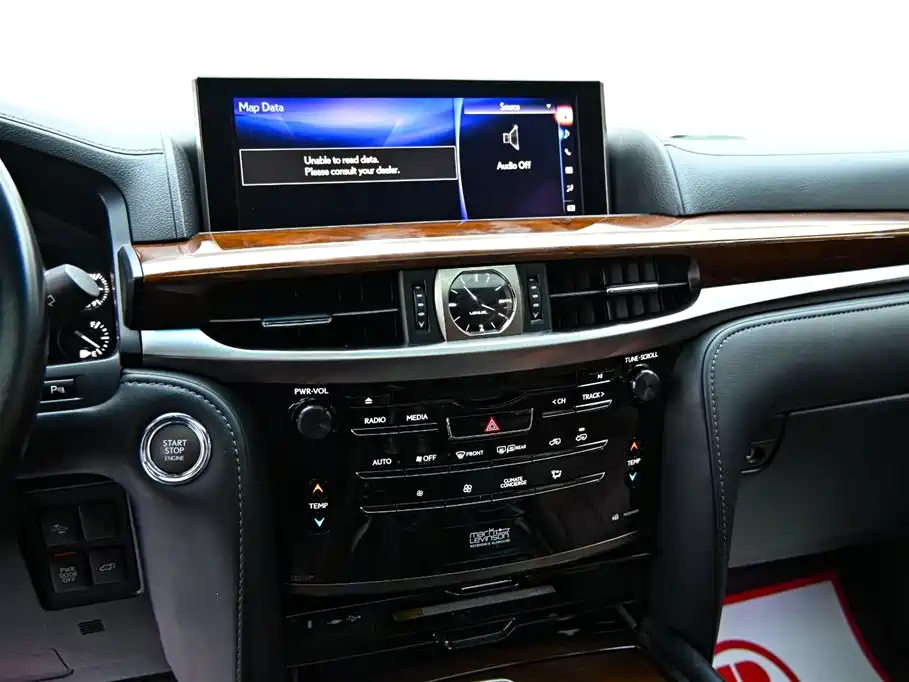 Lexus LX 2017 570 Prestige Luxury фото 16