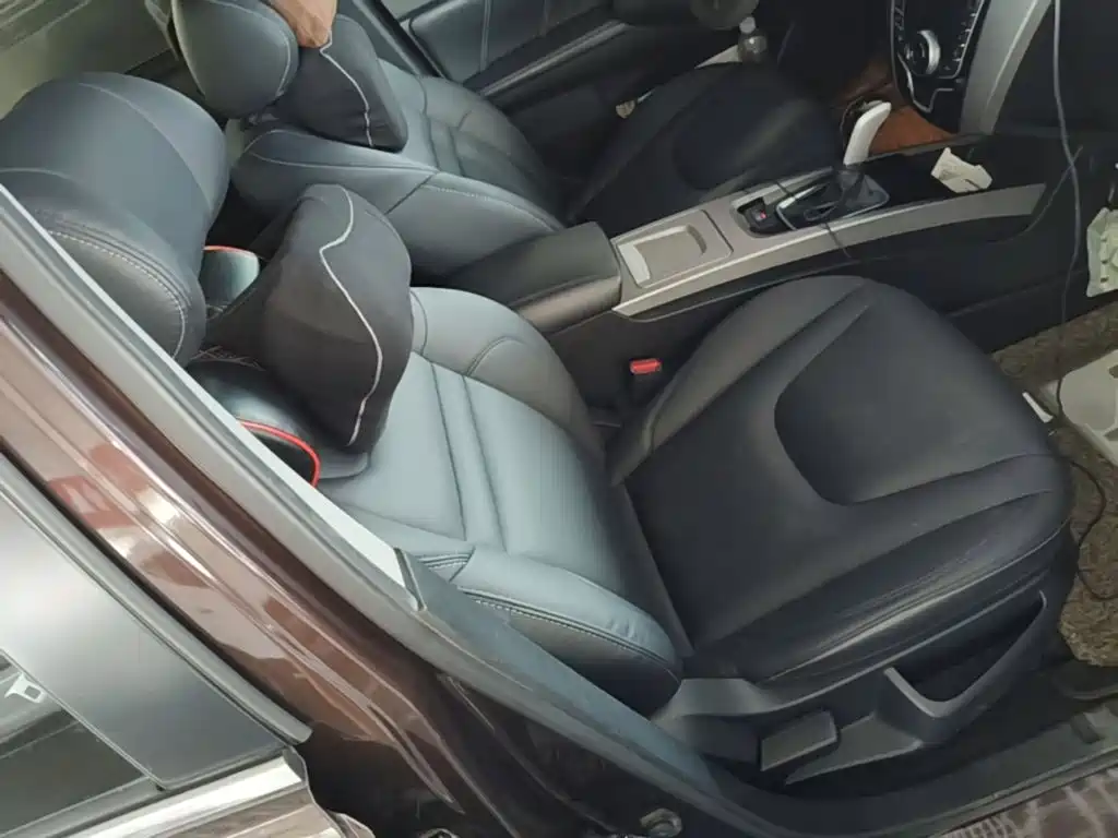 Luxgen U6 SUV 2015 2014 2.0T Wisdom Premium