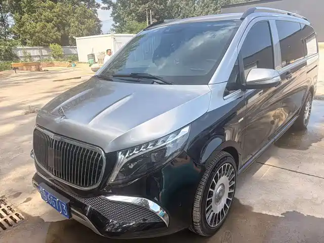 Mercedes-Benz V-Class 2023
