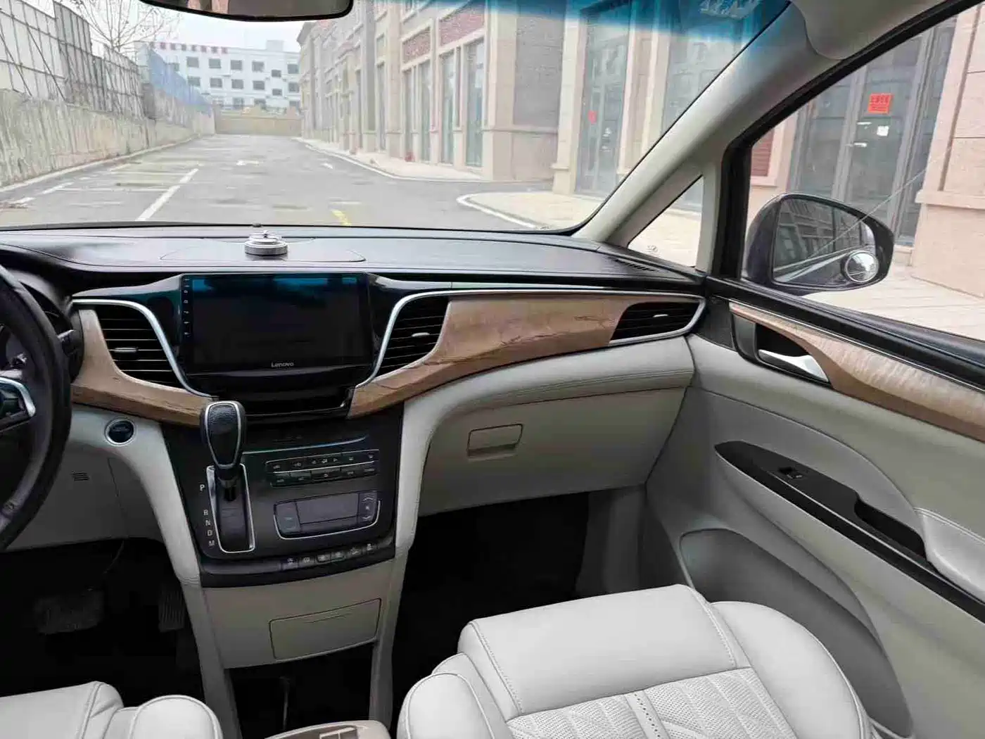Buick GL8 2017 ES 28T Comfort Type China V фото 9