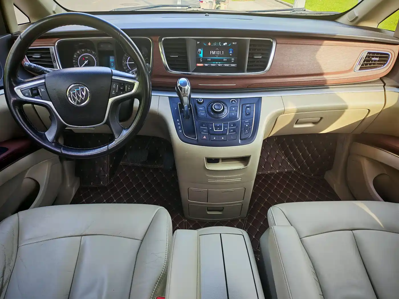 Buick GL8 2017 25S Luxury China V фото 4