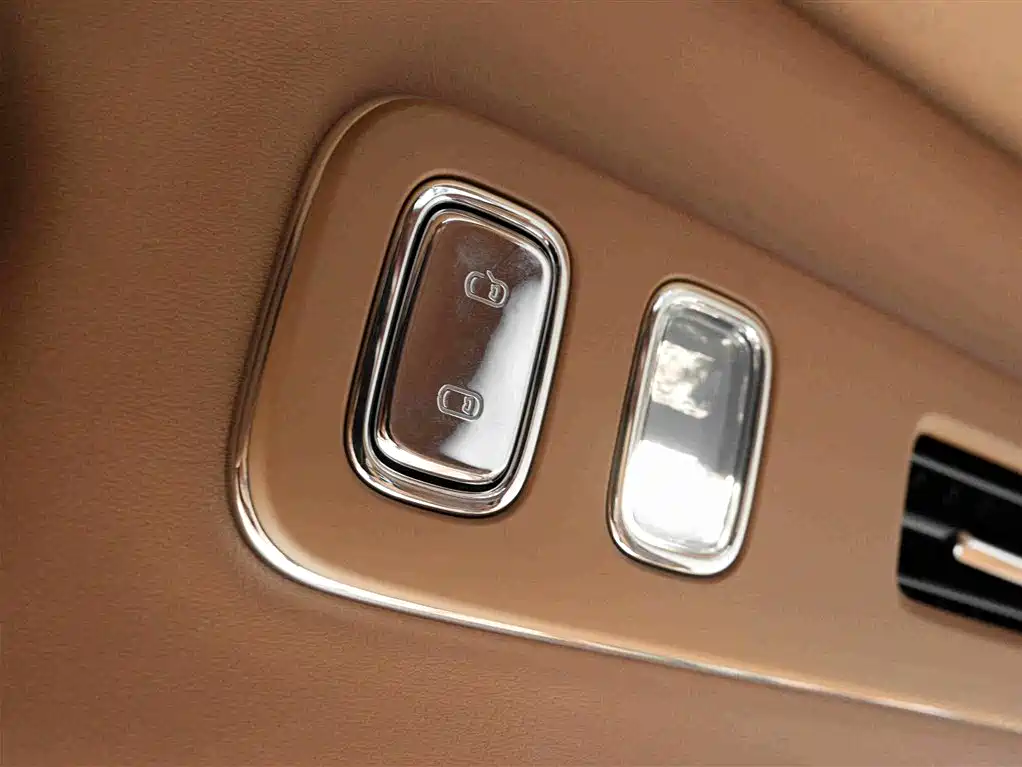 Zunjie S800 2025 2025 Model Extended Range Starlight Executive Edition 4-seater