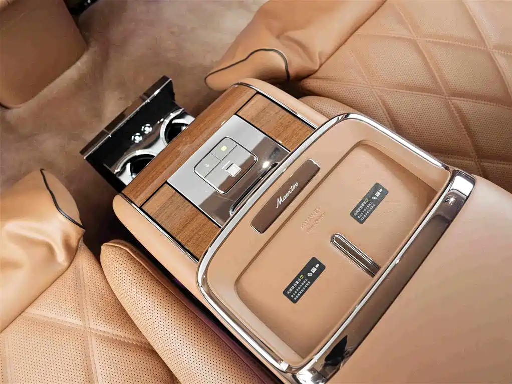 Zunjie S800 2025 2025 Model Extended Range Starlight Executive Edition 4-seater