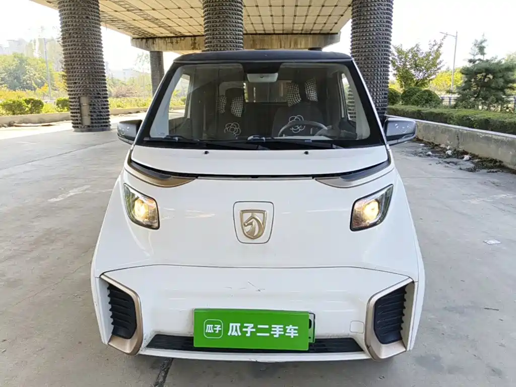 Фото 3 - Baojun E200