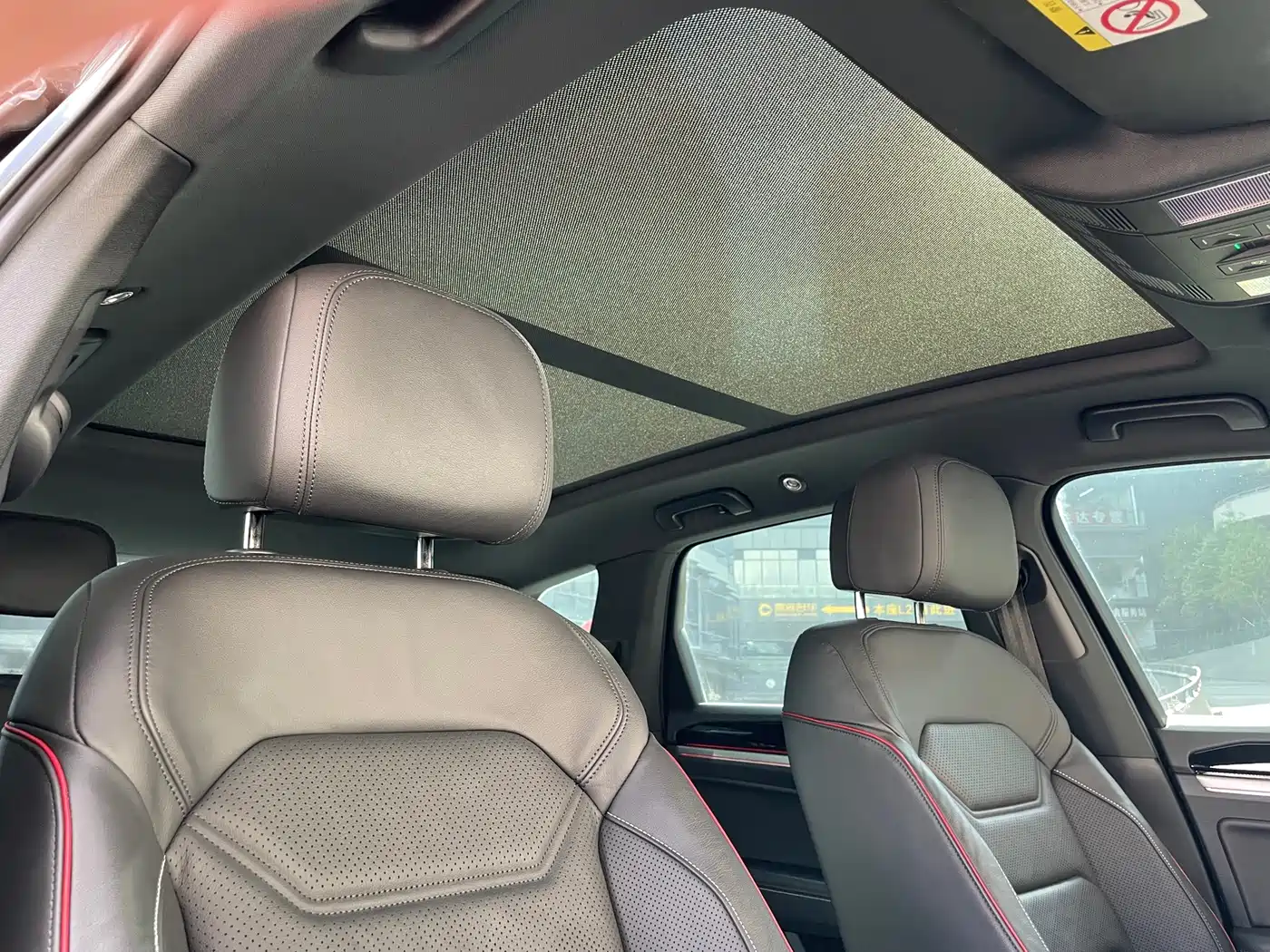 Volkswagen Touareg 2023 2022 3.0TSI 20th Anniversary Special Edition