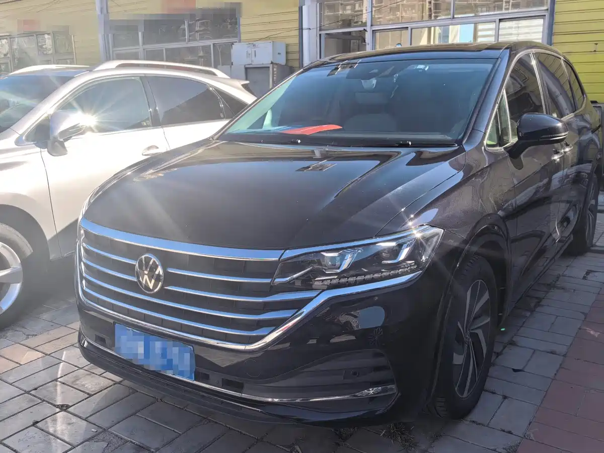 Volkswagen Viloran 2022 380TSI Premium Edition