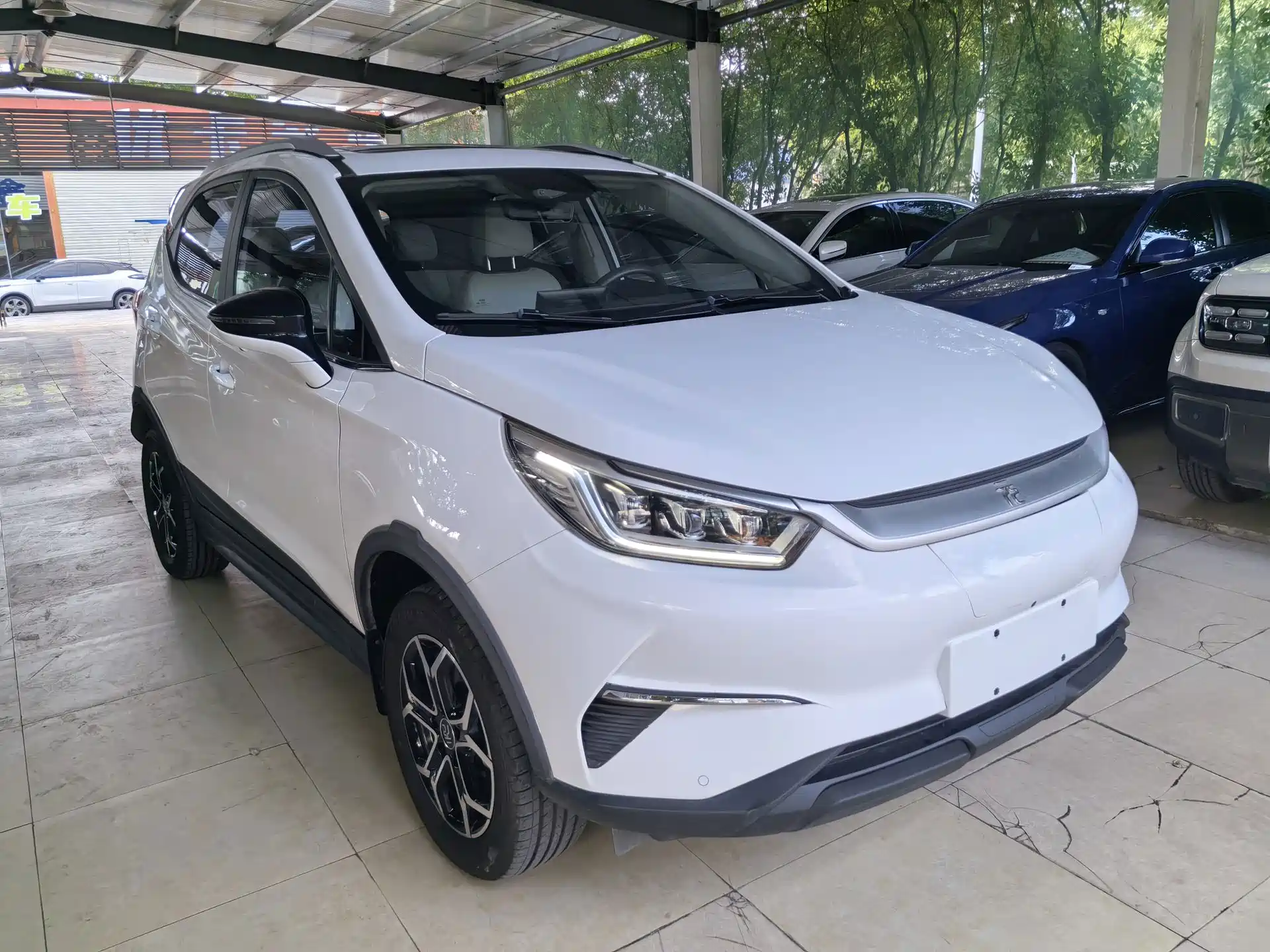 Photo 2 - BYD Yuan Pro