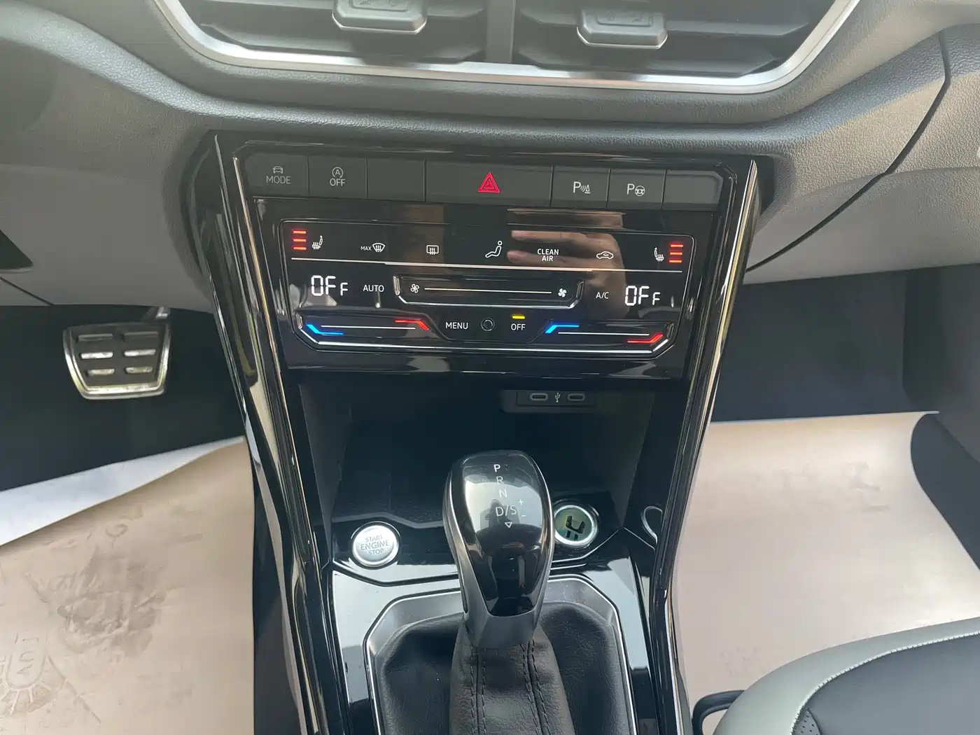 Volkswagen T-ROC 2023 300TSI DSG 2WD Dawn Edition фото 16